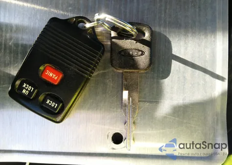 1997 Ford Ranger Splash/Stx/Xlt из США, поврежденный, VIN 1FTCR15X2VPB28432